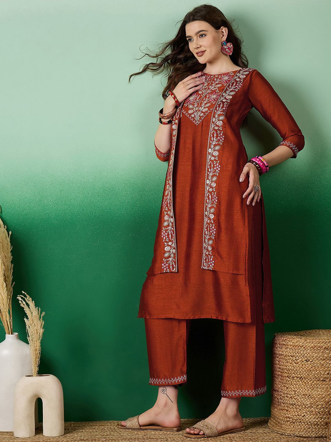 Dhiyona SN Women's Embroidered Straight Kurta Set With Shrug