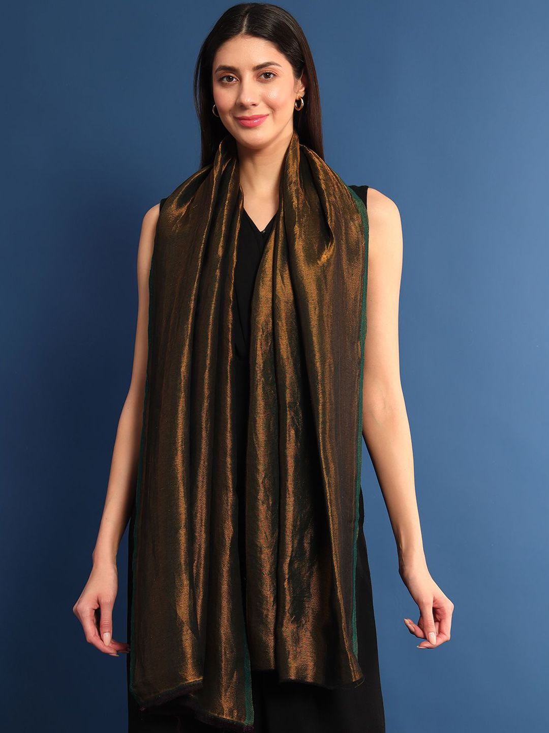 Dhiyona PA Woven Design Woollen Shawl