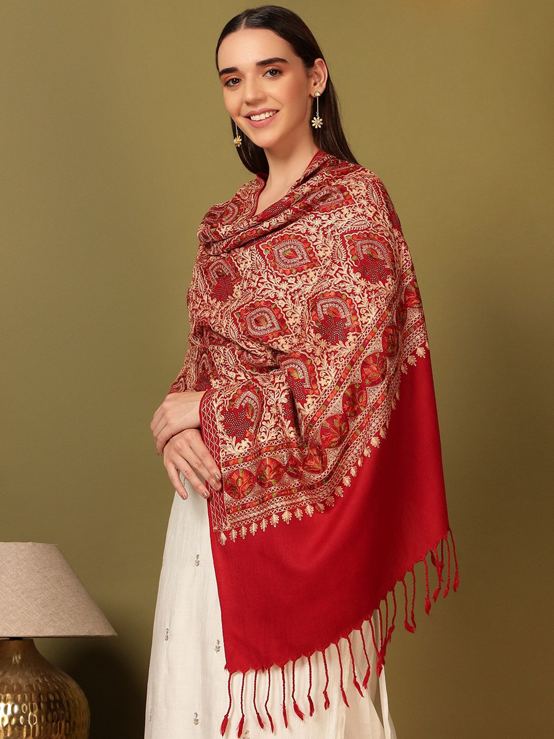 Dhiyona PA Paisley Embroidered Woolen Shawl