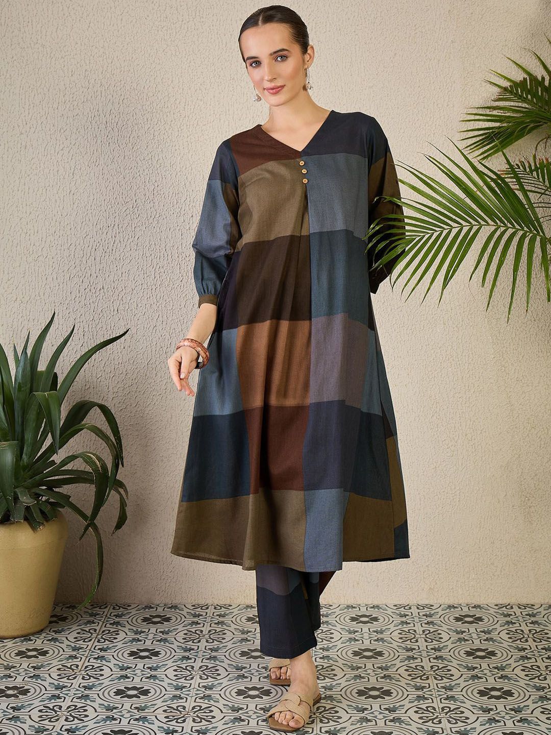Adults-Women Colourblocked A-Line Kurta with Trousers