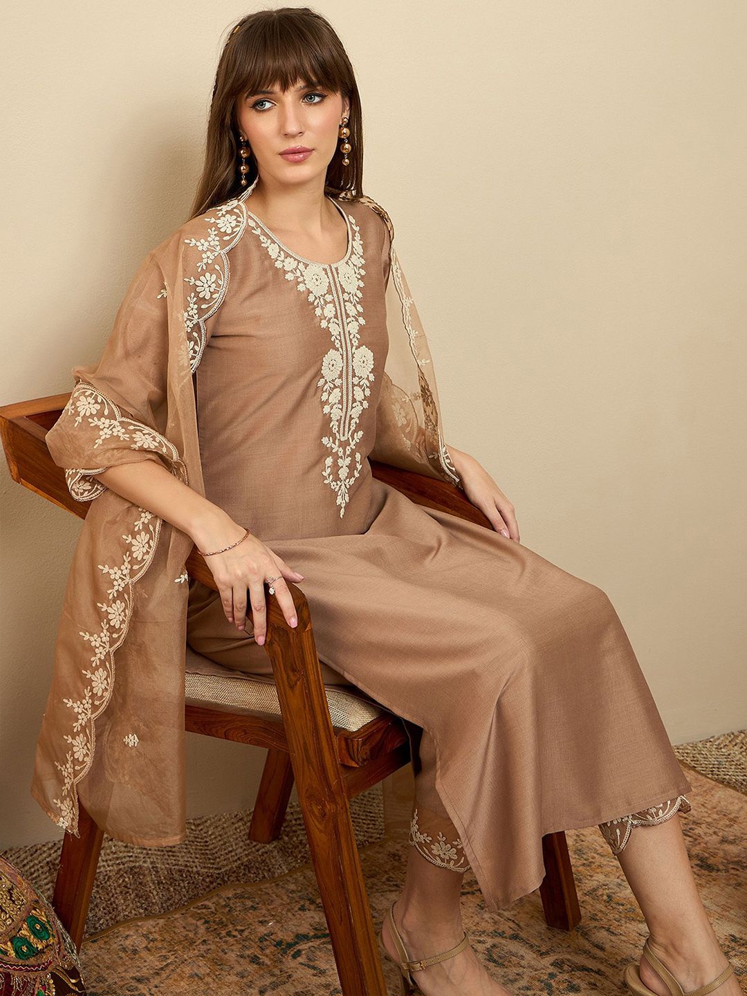 Floral Yoke Design Thread Work Straight Kurta With Trousers & Dupatta