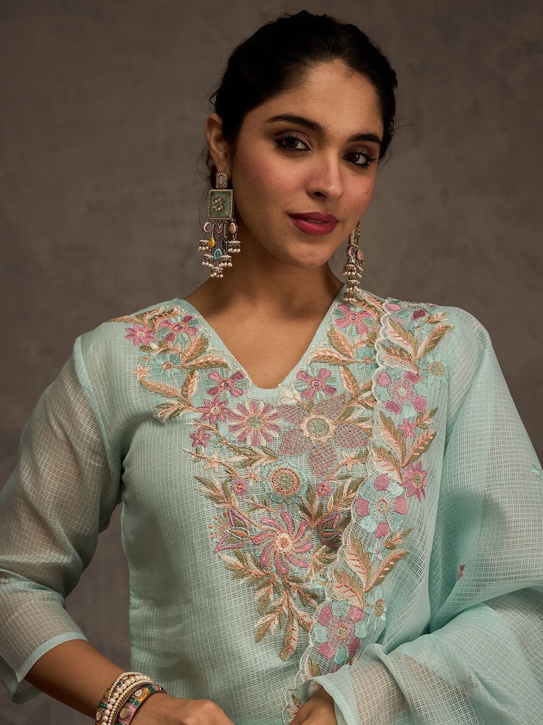 Dhiyona IE Women Floral Embroidered Kurta with Trousers & Dupatta