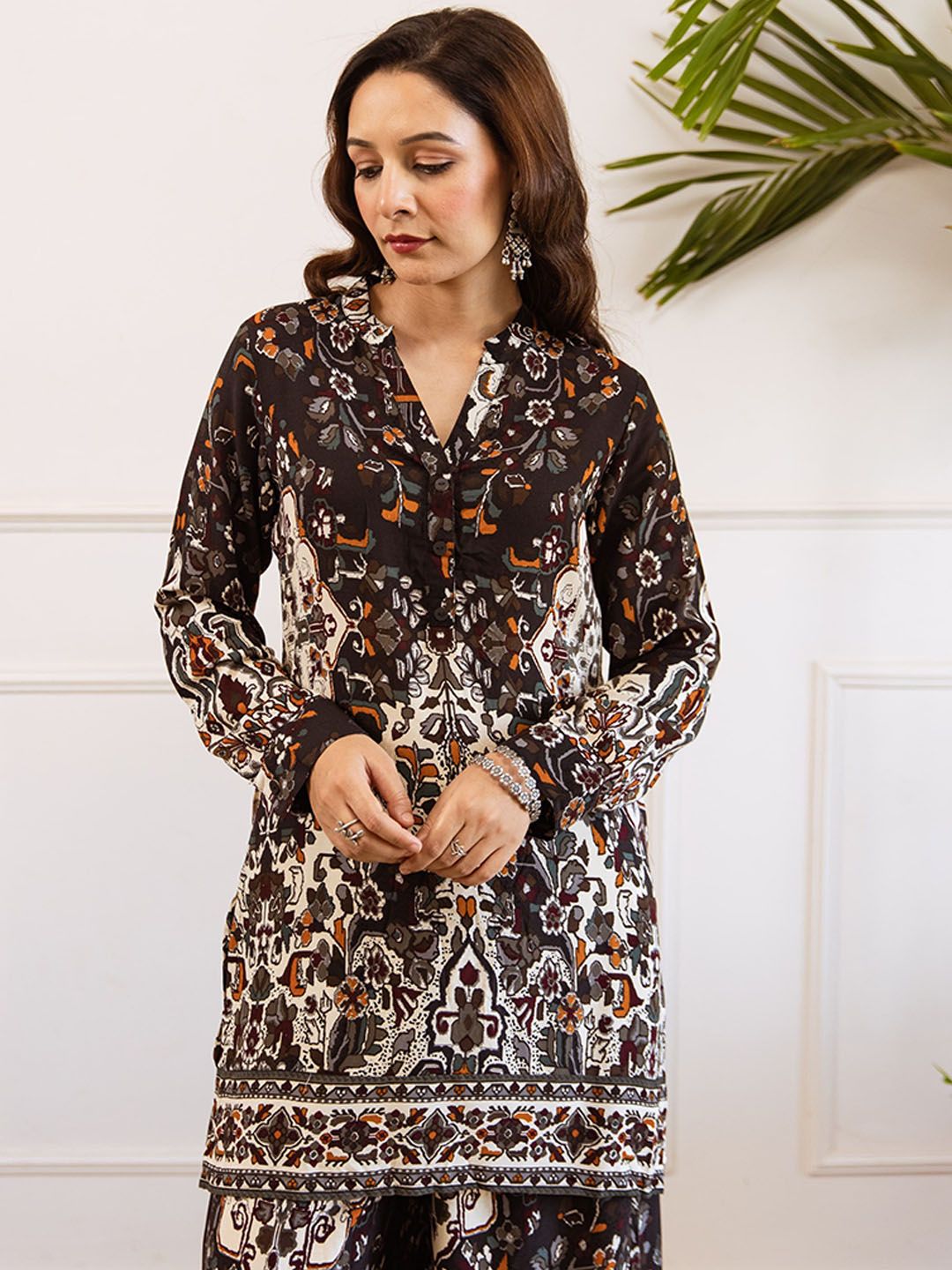 Dhiyona SN Women's Printed Mandarin Collar A-Line Kurta & Palazzo Kurta Set