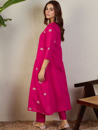 Women Ethnic Motifs Embroidered V-Neck Thread Work A-Line Kurta with Trousers