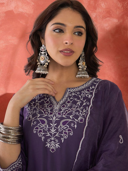 Women Ethnic Motifs Embroidered Regular Thread Work Kurta with Trousers & With Dupatta