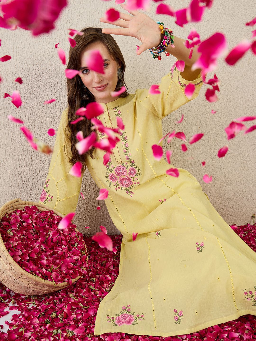 Women Floral Embroidered Cotton Kurta with Trousers