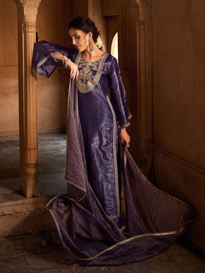 Dhiyona CH Women Floral Embroidered Kurta with Trousers & Dupatta