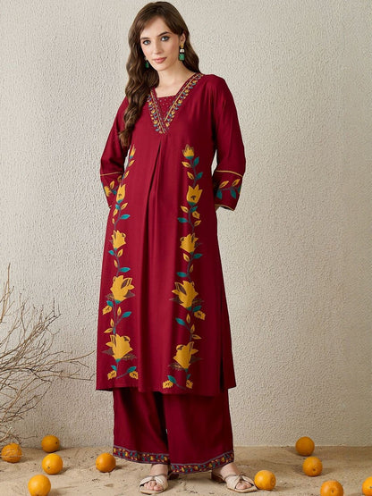 Women Floral Printed Regular Thread Work Kurta with Palazzos