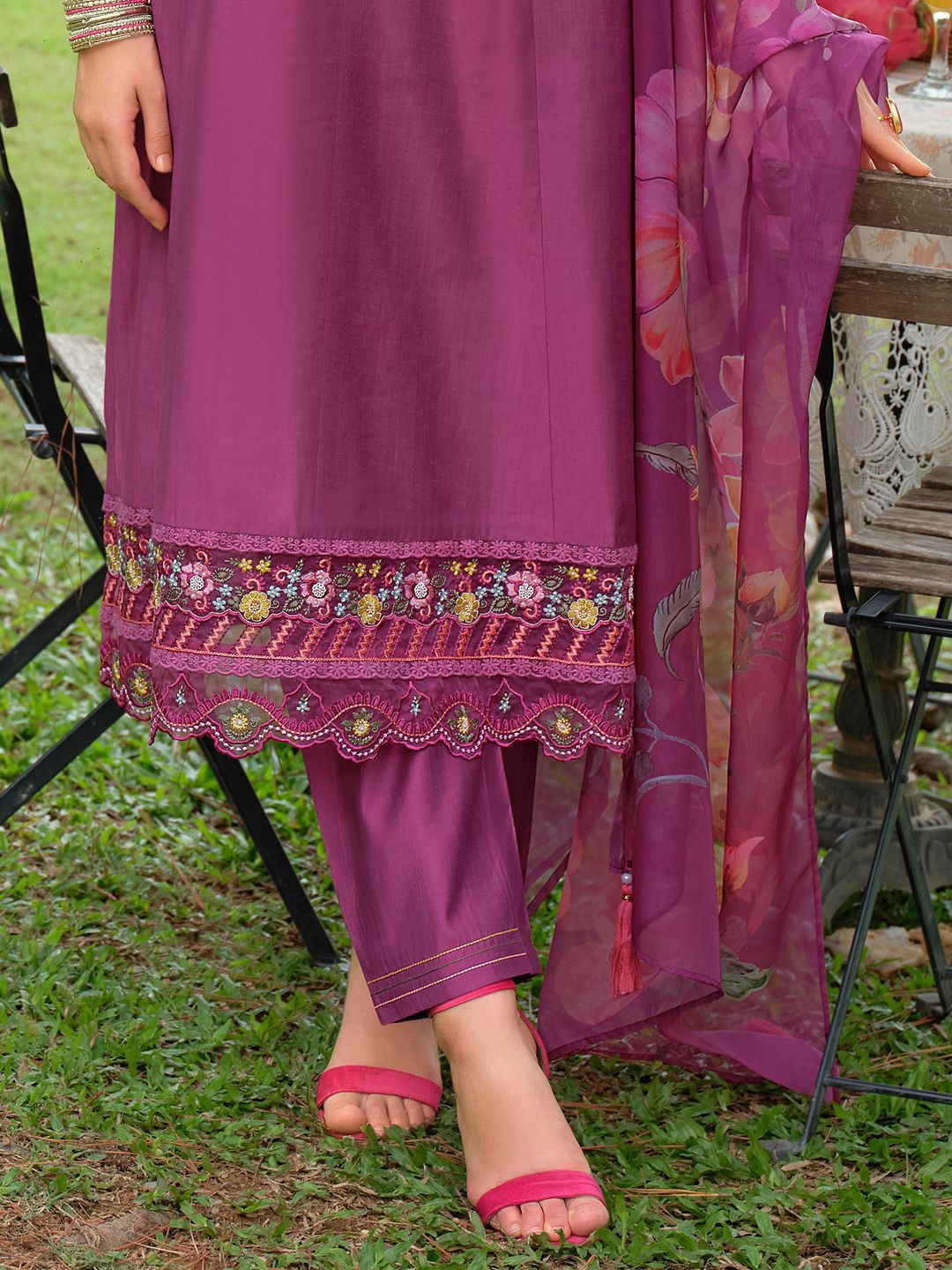 Floral Embroidered Thread Work Tieup Neck A-Line Kurta With Trousers & Dupatta