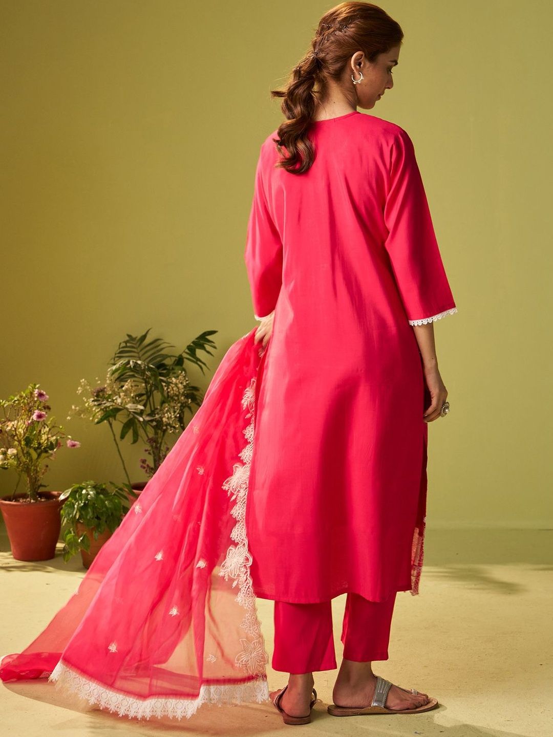 Women Ethnic Motifs Embroidered Regular Thread Work Kurta with Trousers & With Dupatta