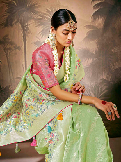Dhiyona KM Women See Grren Saree With Red Color Blouse