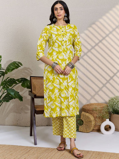 Women Floral Printed Regular Pure Cotton Kurta with Trousers & With Dupatta