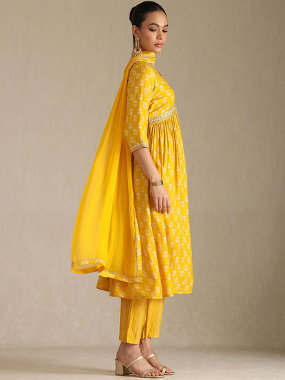 Dhiyona SO Women's Women Bandhani Printed Kurta with Trousers & With Dupatta