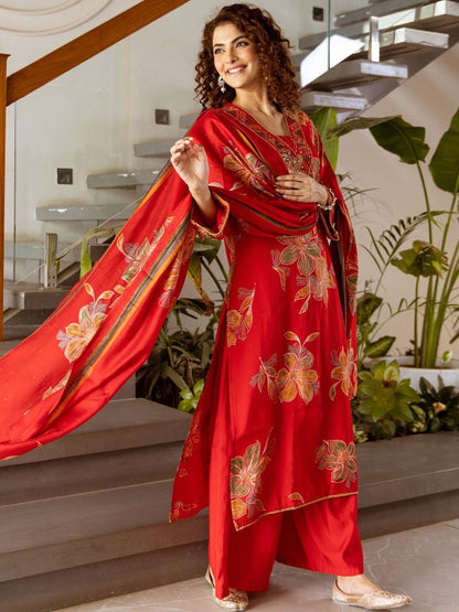 Women Floral Printed Kurta with Palazzos & Dupatta