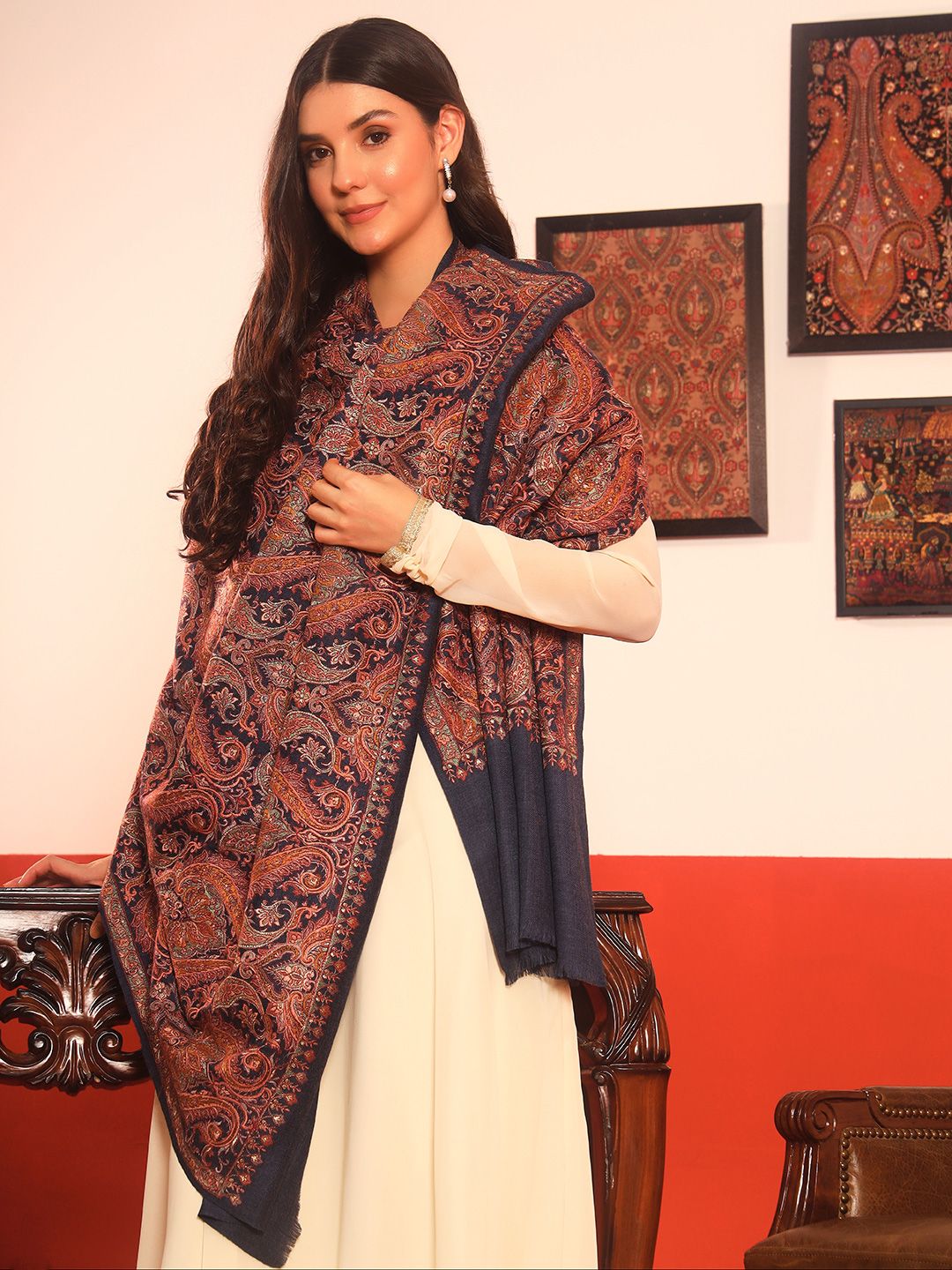 Dhiyona PA Paisley Embroidered Shawl