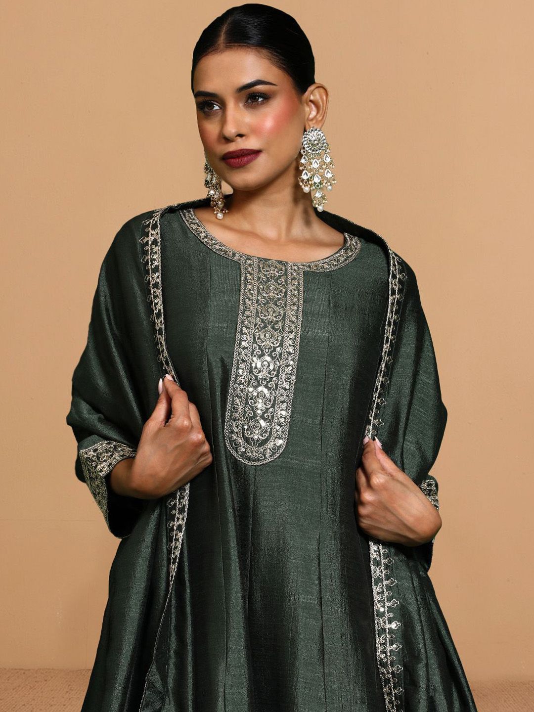 Dhiyona PD Women Zari Embroidered Round Neck Anarkali Kurta With Trouser & Dupatta