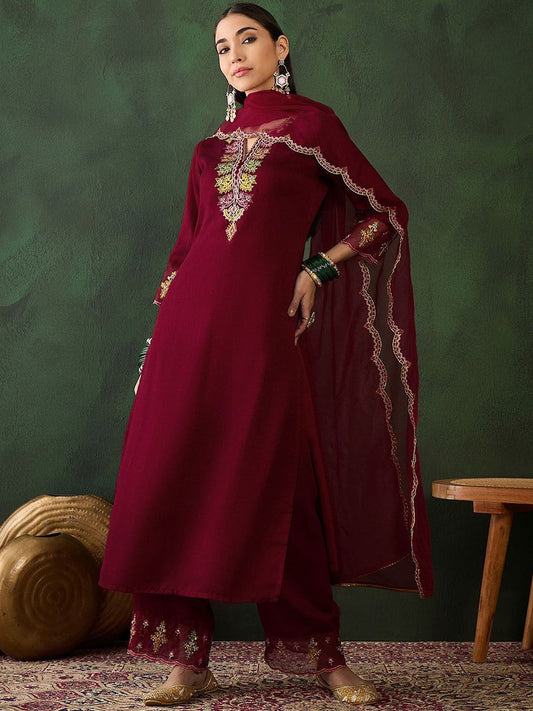 Dhiyona SN Women's Embroidered Three Quarter Sleeves Kurta & Trousers With Dupatta