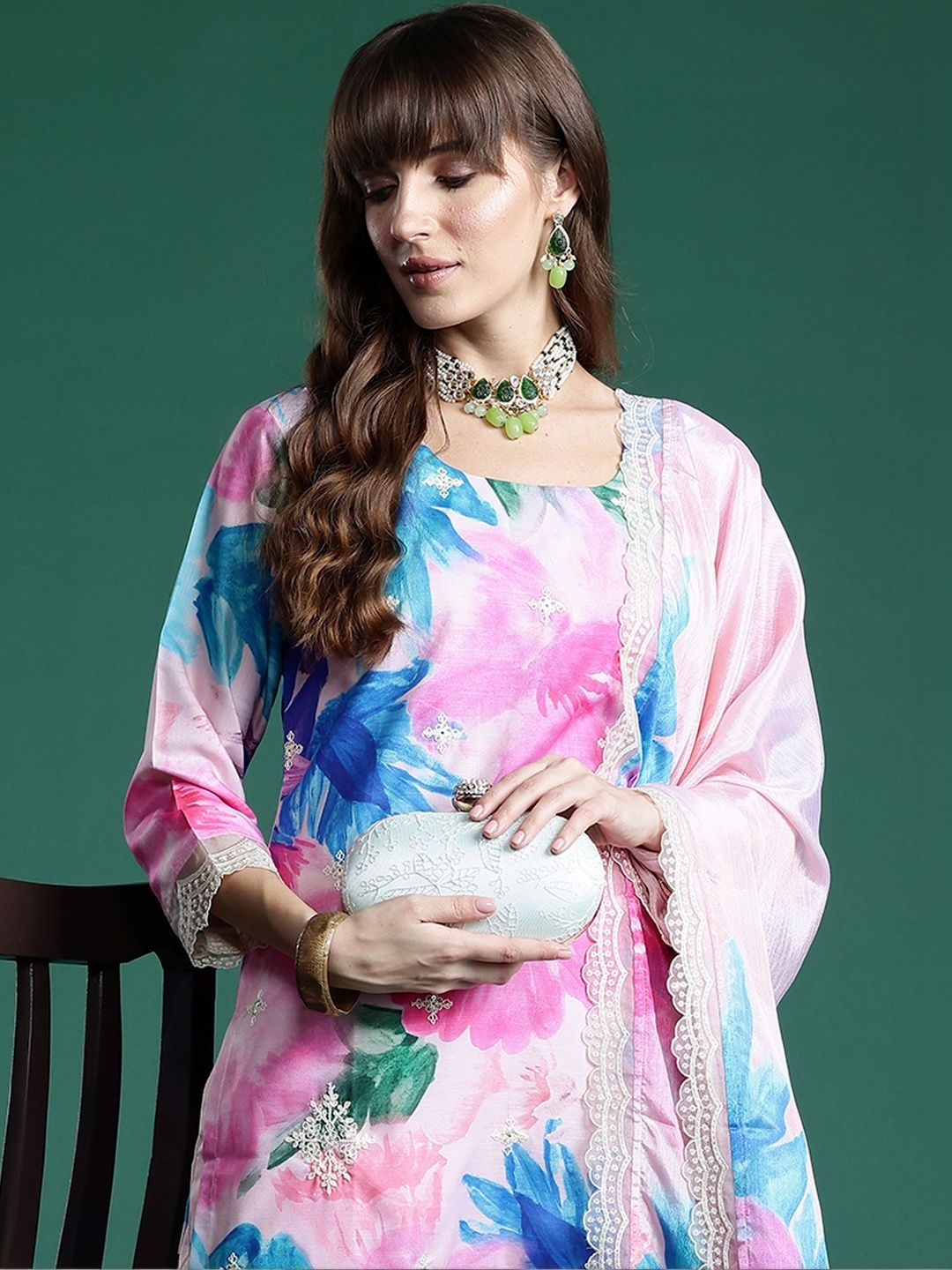 Women Floral Printed Regular Thread Work Kurta with Trousers & With Dupatta