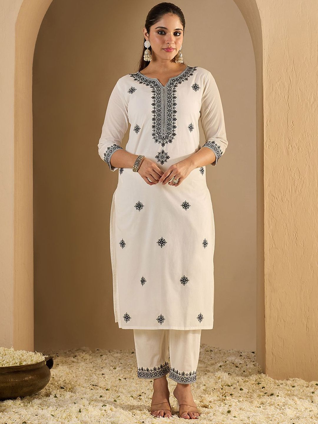 Dhiyona IE Women's Women Ethnic Motifs Pure Cotton Kurta with Trousers & With Dupatta Kurta Sets