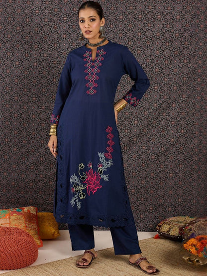 Dhiyona IE Embroidered Round Neck Three-Quarter Sleeves Pure Cotton Tunic And Trousers
