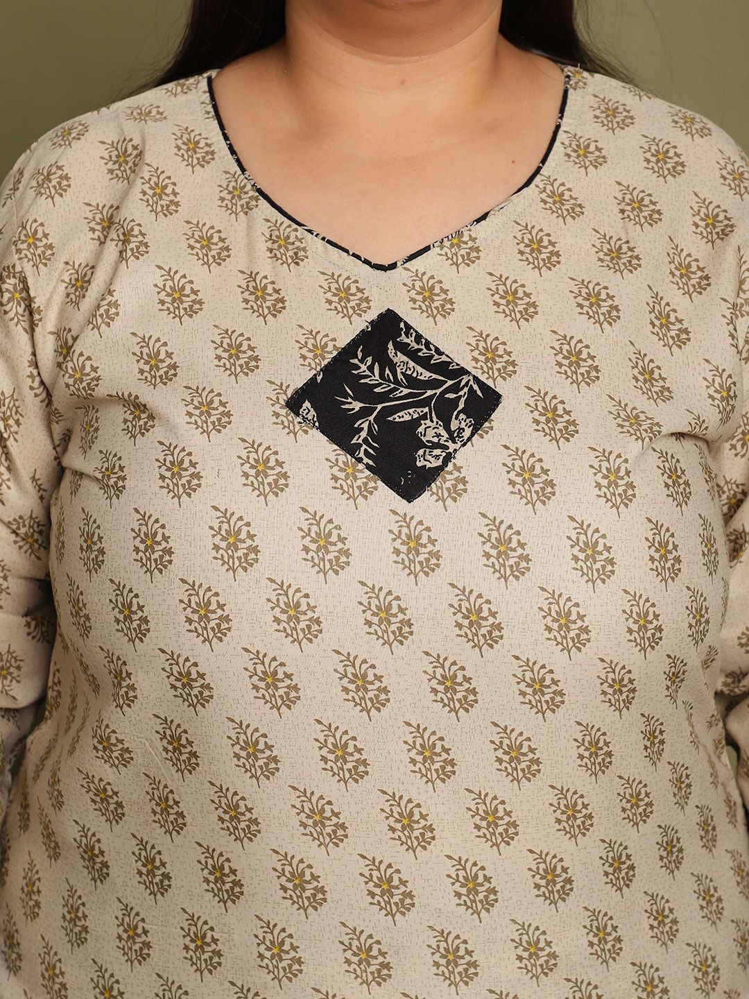 Dhiyona KL Women Floral Printed Regular Kurta with Salwar & With Dupatta