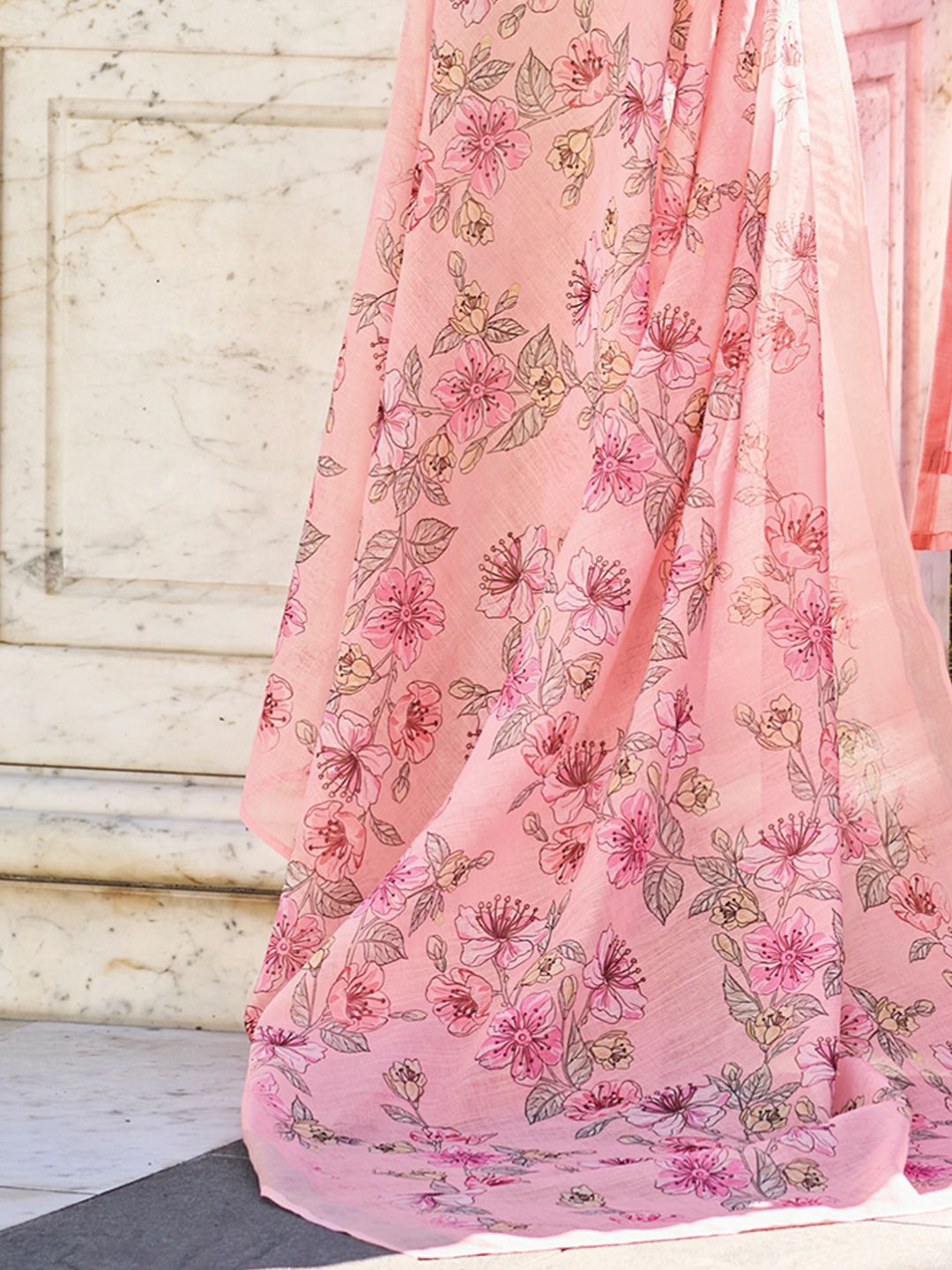 Women Floral Embroidered Thread Work Linen Kurta with Trousers & With Dupatta