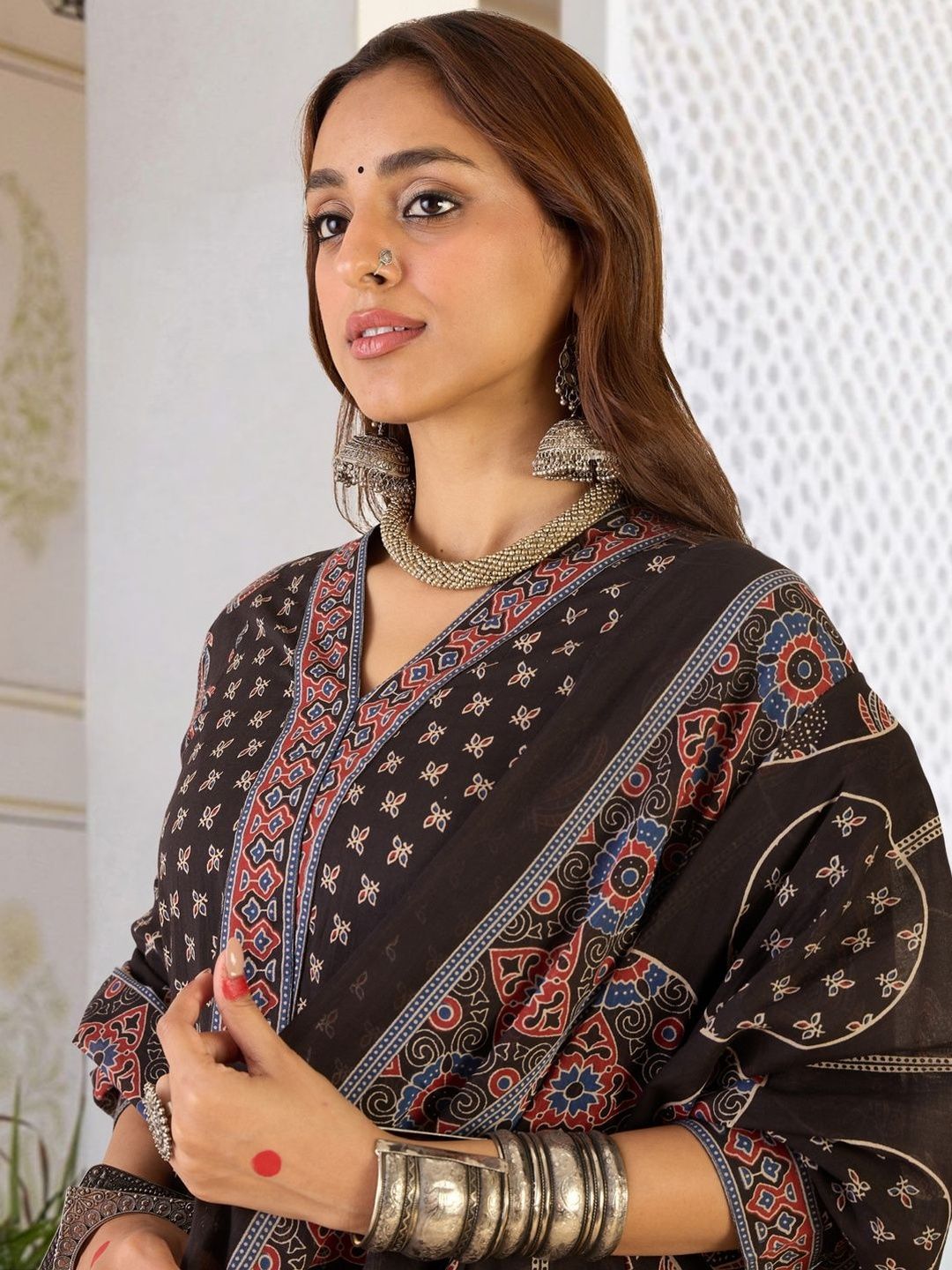 Dhiyona IE Women Ethnic Motifs Printed Regular Pure Cotton Kurta with Trousers & With Dupatta