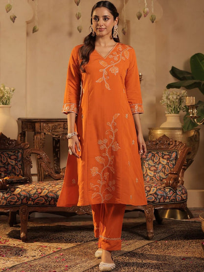 Women Ethnic Motifs Embroidered Kurta With Trousers & Dupatta Kurta Sets