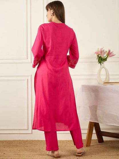 Dhiyona IE Embroidered V-Neck Three-Quarter Sleeves Pure Cotton Tunic And Trousers