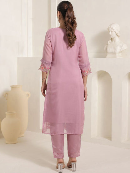 Women Floral Embroidered Kurta With Trousers & Dupatta Kurta Sets