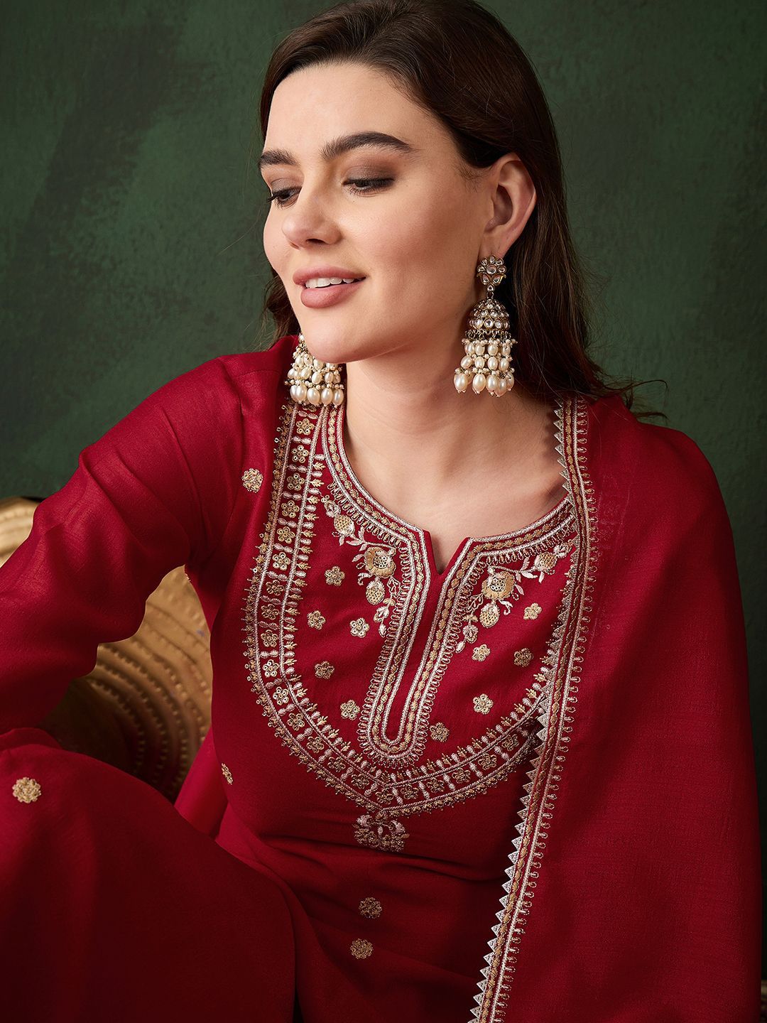 Dhiyona SN Women's Embroidered Straight Kurta With Trousers And Dupatta