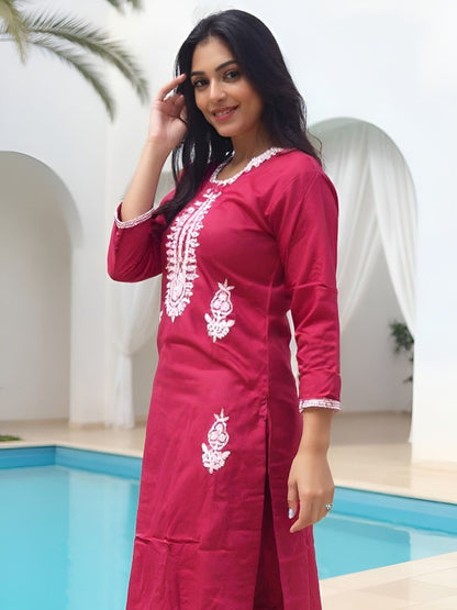Dhiyona IE Floral Embroidered Straight Kurta with Trousers Co-Ords Set