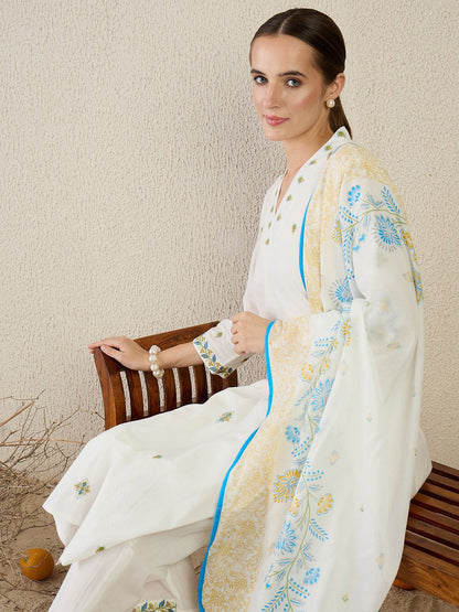 Women Floral Embroidered Thread Work Pure Cotton Kurta with Trousers & Dupatta