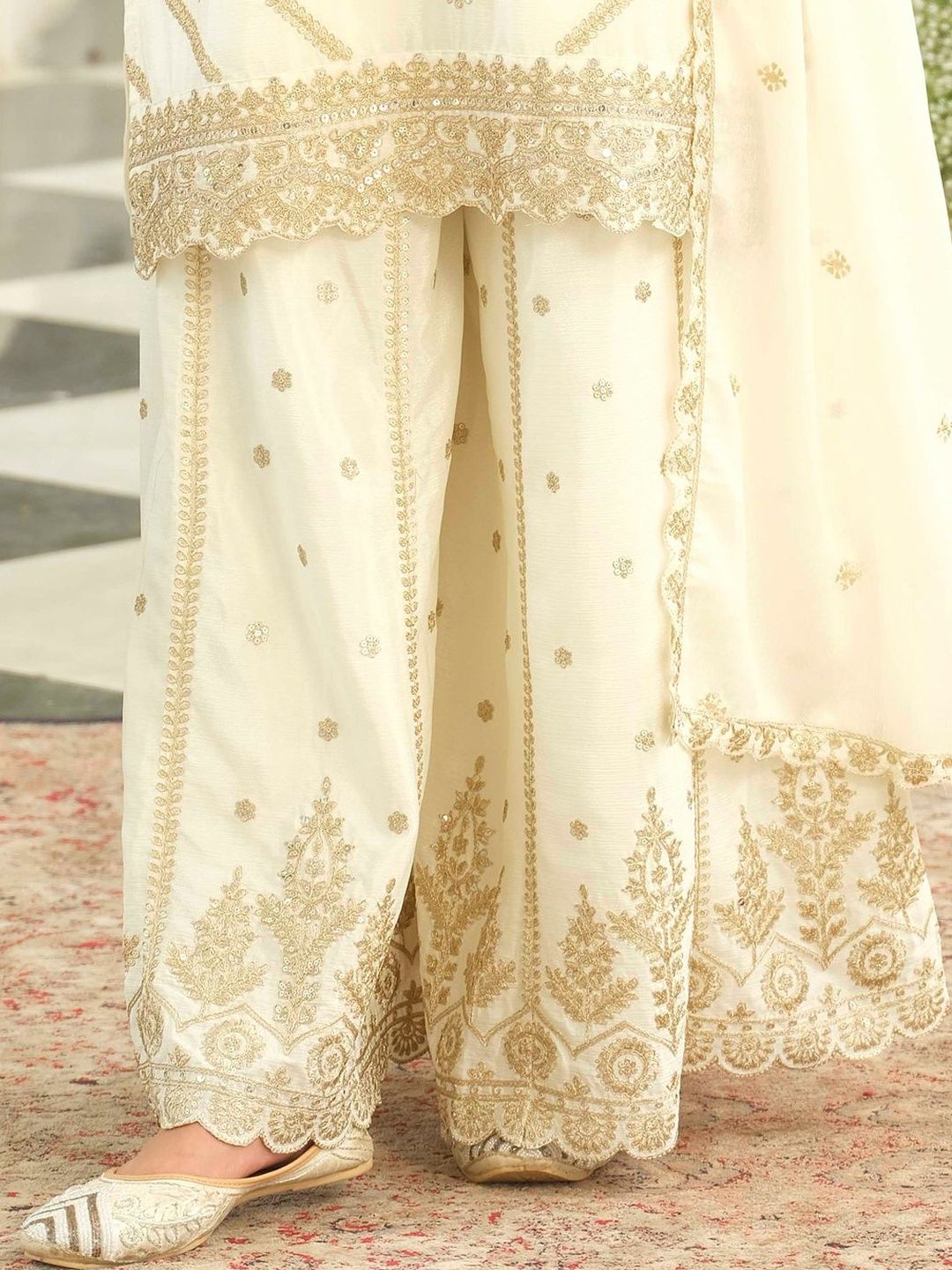 Floral Embroidered Thread Work Kurta With Palazzos & Dupatta