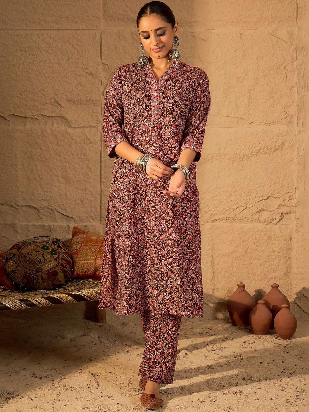 Women Ethnic Motifs Printed Regular Pure Cotton Kurta with Trousers