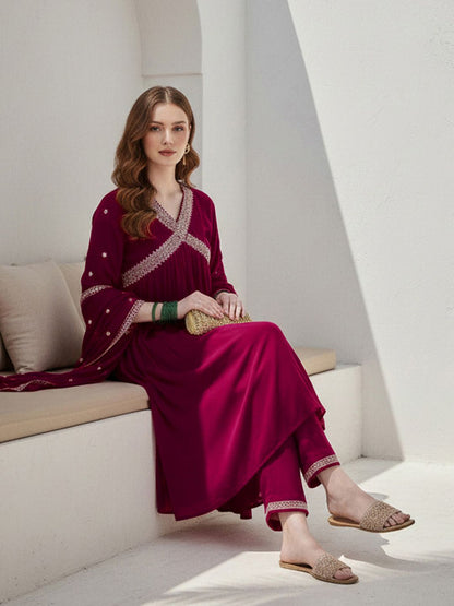 Dhiyona CH Women Ethnic Motifs Embroidered Panelled Thread Work Kurta with Trousers & With Dupatta