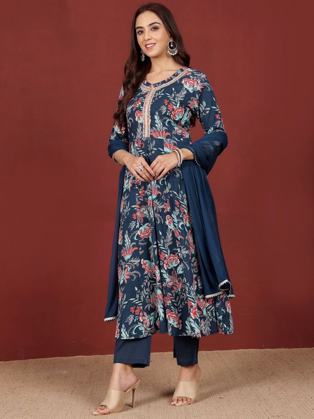 Dhiyona VA Women's Floral Printed Regular Pure Cotton Kurta with Trousers & With Dupatta
