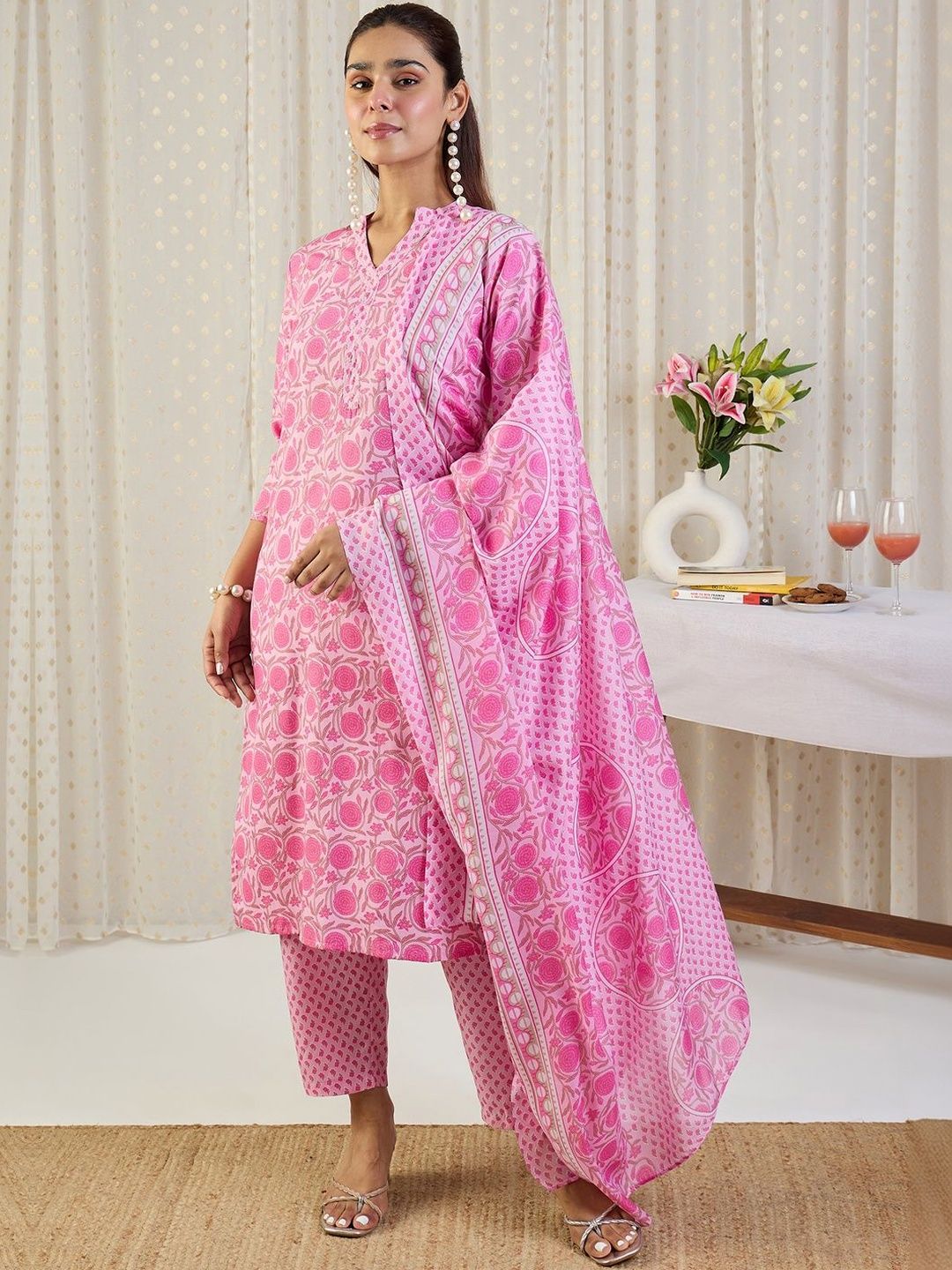 Floral Printed Regular Thread Work Pure Cotton Kurta With Trousers & Dupatta