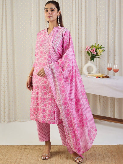 Floral Printed Regular Thread Work Pure Cotton Kurta With Trousers & Dupatta