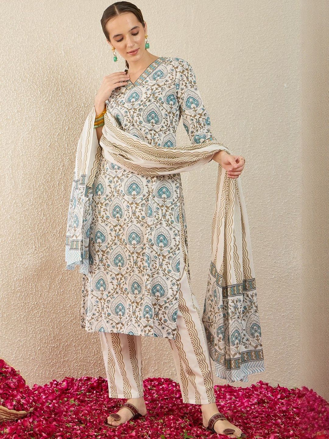 Women Ethnic Motifs Printed Regular Pure Cotton Kurta with Trousers & With Dupatta