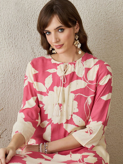 Women Peach Floral Printed Regular Kurta with Trousers