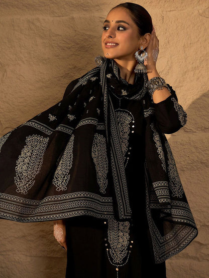 Women Printed Pure Cotton Kurta with Trousers & Dupatta