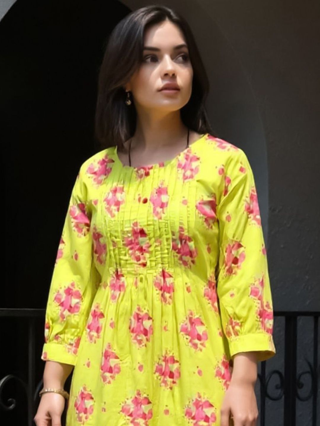 Women Floral Printed Regular Pure Cotton Kurta With Trousers