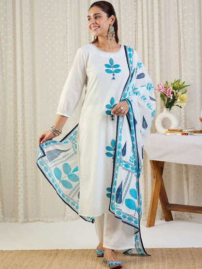Ethnic Motifs Embroidered Thread Work Pure Cotton Kurta With Trousers & Dupatta