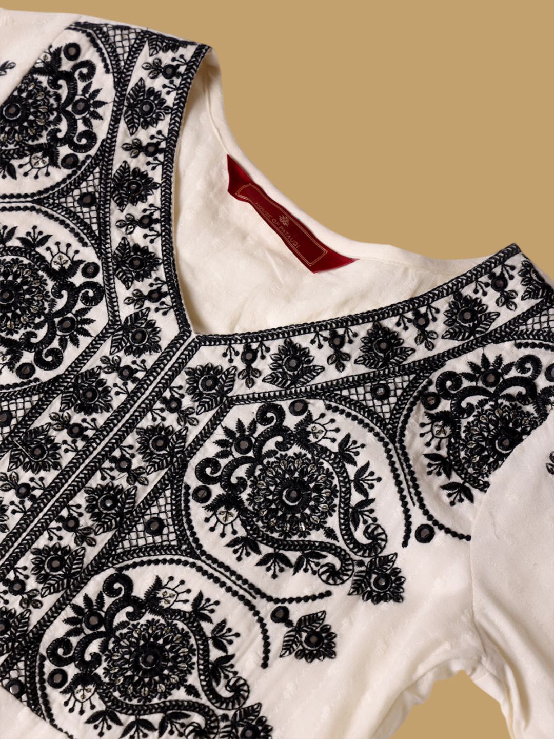 Dhiyona PD Women Floral Embroidered Anarkali Kurta With Trouser And Dupatta