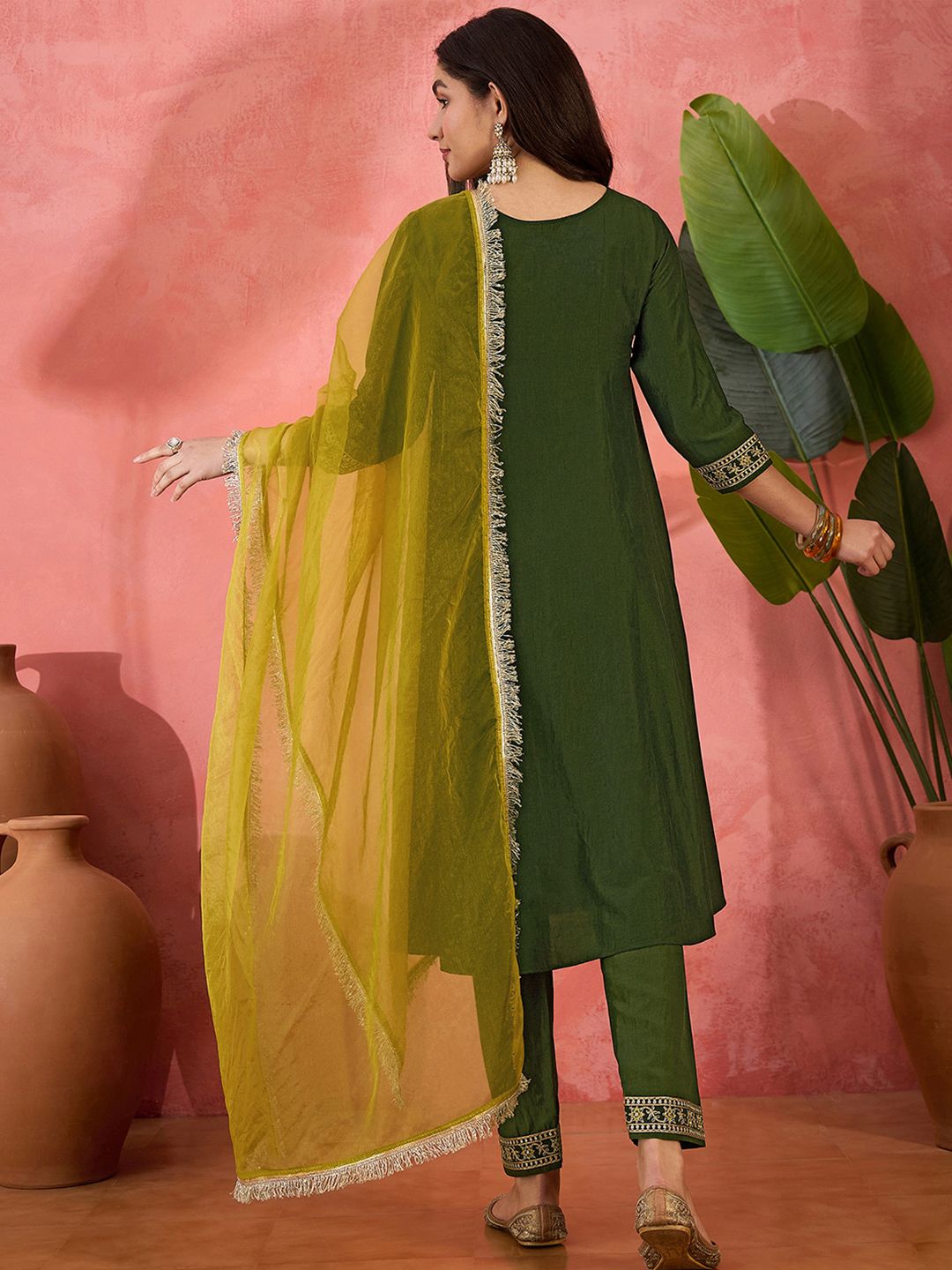 Dhiyona SN Women's Yoke Design V-Neck A-Line kurta & Trousers With Dupatta