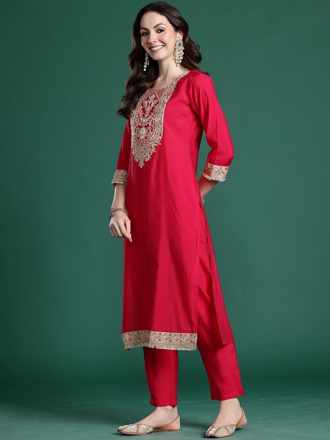 Ethnic Motifs Embroidered Zari Round Neck Straight Kurta With Trouser & Dupatta