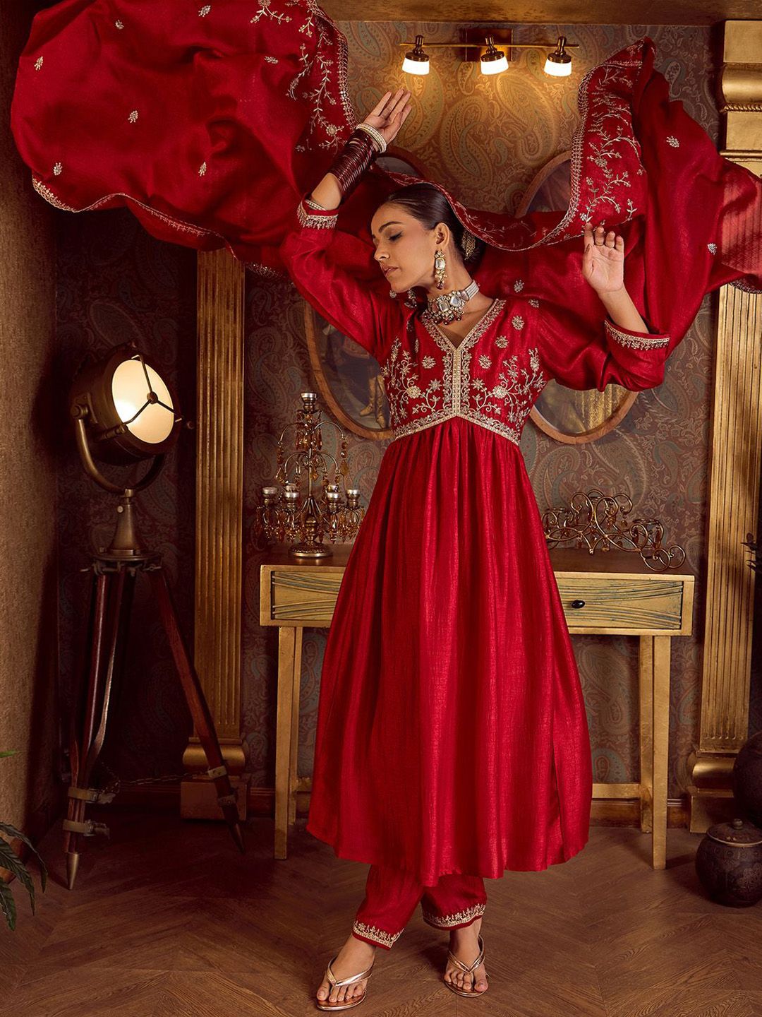 Dhiyona IE Floral Embroidered Empire Kurta with Trousers & Dupatta