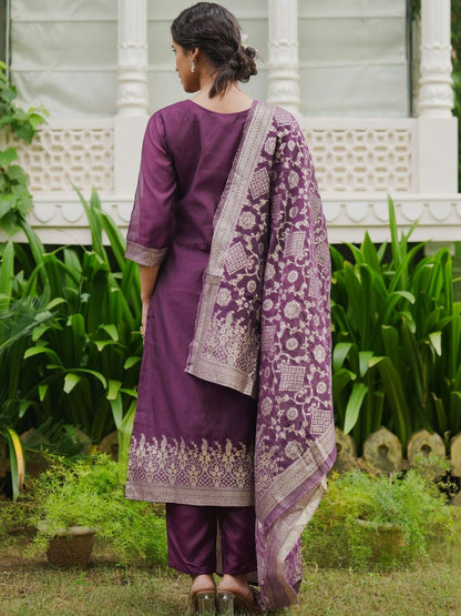 Women Ethnic Motifs Regular Kurta with Pyjamas & With Dupatta