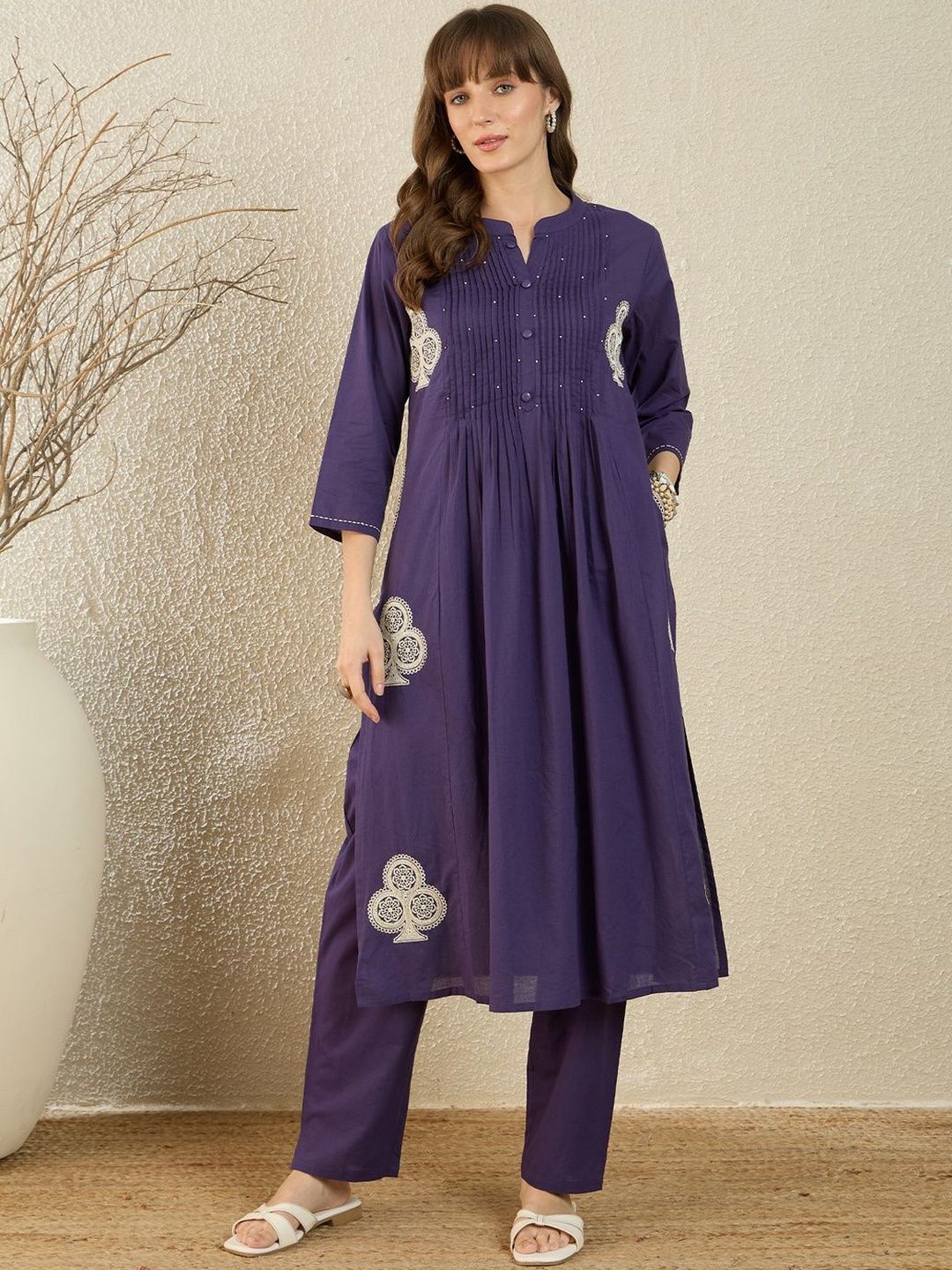 Dhiyona IE Women Ethnic Motifs Embroidered Pleated Thread Work Pure Cotton Kurta with Trousers